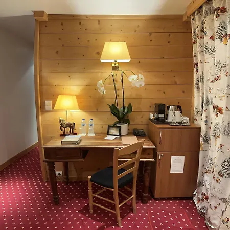 فندق Le D'auron Restaurant Et