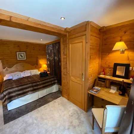 Le D'auron Restaurant Et 4*