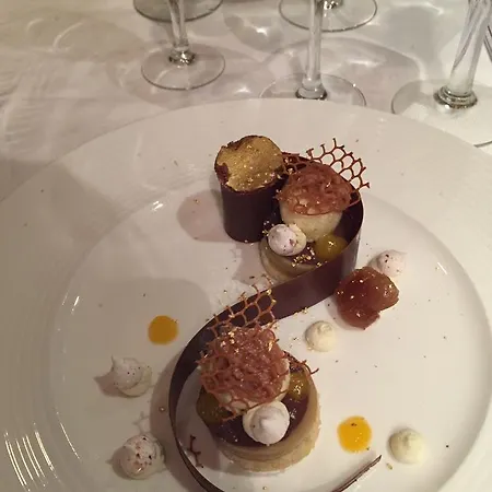 Le D'auron Restaurant Et Hotel