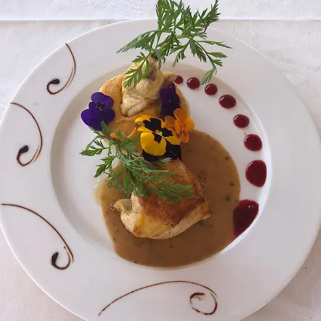 Le D'auron Restaurant Et Hotel Auron